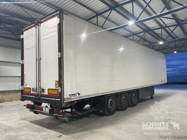 Reefer trailer Schmitz Cargobull Remolque Frigo Standard