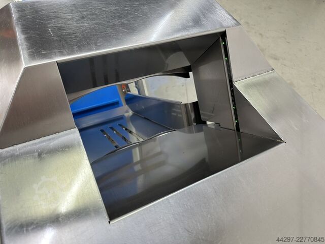 Machine de remplissage et de fermeture de sachets Rianta PS Mako BFS 300