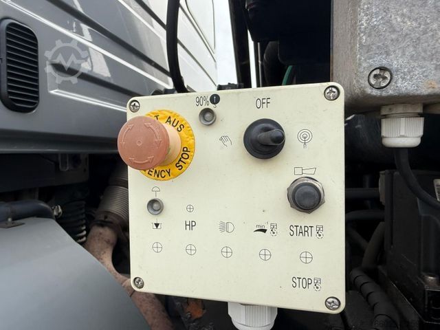 Autokran MERCEDES-BENZ Axor 1833 4x4 HAD Dreiseitenkipper mit MGK Kran