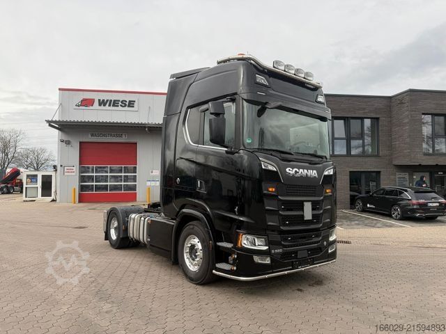 Standart çekici ünitesi SCANIA S 580 V8 Twistlocks Schausteller