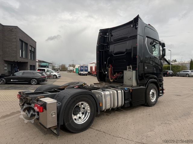 Standart çekici ünitesi SCANIA S 580 V8 Twistlocks Schausteller