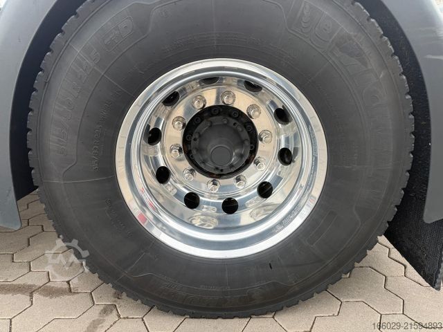 Standart çekici ünitesi SCANIA S 580 V8 Twistlocks Schausteller