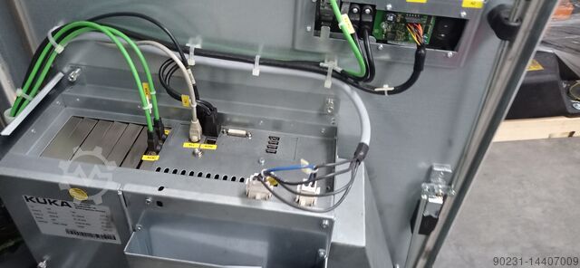 Industriel robot KUKA KRC4 KR270 R2700 F Ultra Refurbished