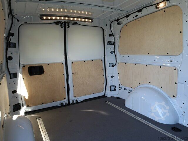 Dostosowany van Mercedes-Benz Vito116CDI KA lang,Automatik,Klima,Tempomat