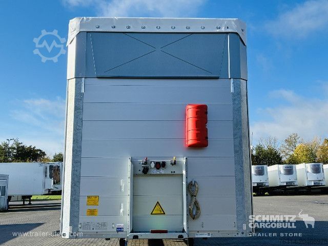 Öppen semitrailer med kapell Schmitz Cargobull Curtainsider Mega Getränke