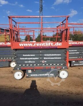 Scherenarbeitsbühne Skyjack SJ III 4740 Elektro 13,80m