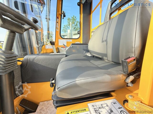 Carrello elevatore a quattro direzioni Combilift C4000 DUPLEX 4500 SIDE SHIFT FULL CABIN