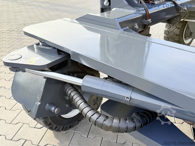 Dört yönlü forklift Combilift C5000XL GAS TRIPLEX 6000 EXTENDABLE FORK