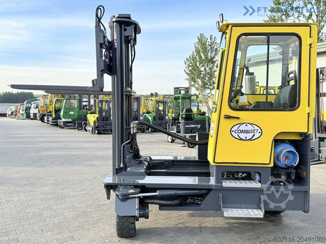 Dört yönlü forklift Combilift C5000XL GAS TRIPLEX 6000 EXTENDABLE FORK