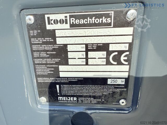 Dört yönlü forklift Combilift C5000XL GAS TRIPLEX 6000 EXTENDABLE FORK