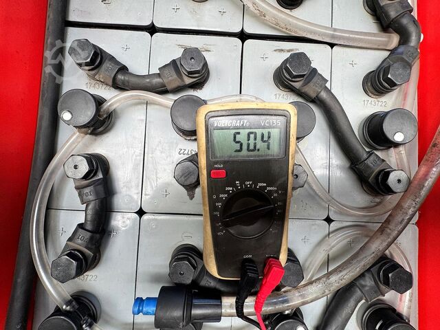 03/2018 Servicio de batería + Inspección UVV 09/27 Linde R 16HD