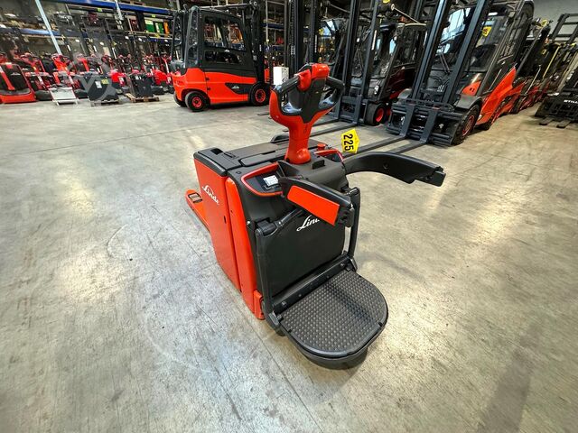 Transpallet elettrico a piattaforma, 3050 ore Linde T 20AP