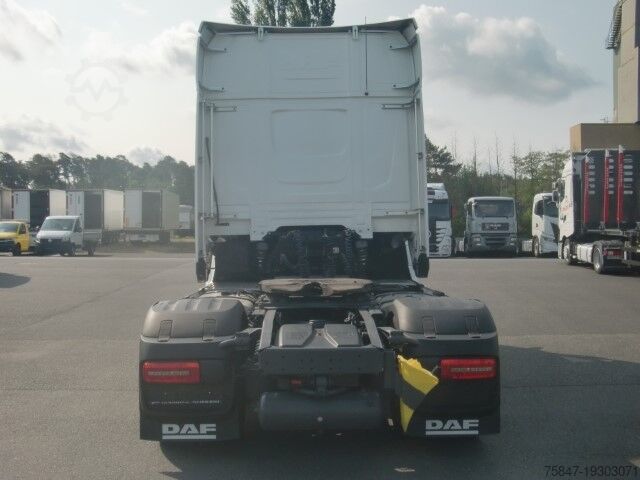 Standardní tahač DAF XG+ 530 FT Intarder PCC 2x Tank