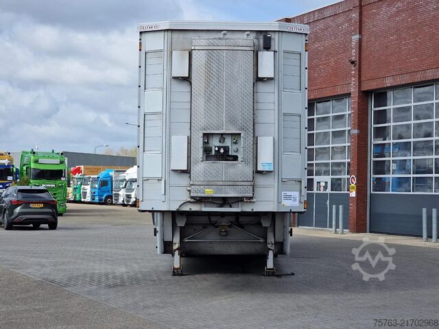 Veetransport Pezzaioli 1/2/3/4 deck livestock - Water & Ventilation - ...
