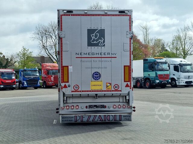 Veetransport Pezzaioli 1/2/3/4 deck livestock - Water & Ventilation - ...
