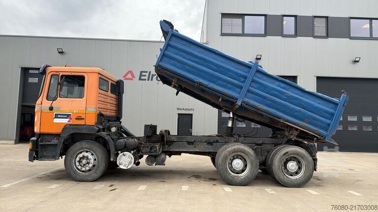 Ribaltabile su 3 lati MAN 26.272 (MANUAL PUMP / POMPE MANUELLE / LAMES / ...