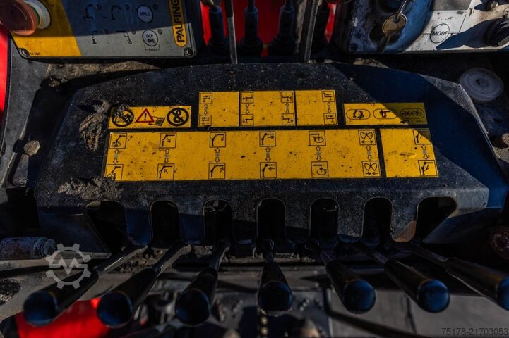 Benne TURBO'S HOET KIPPER + PALFINGER EPSILON Q200Z