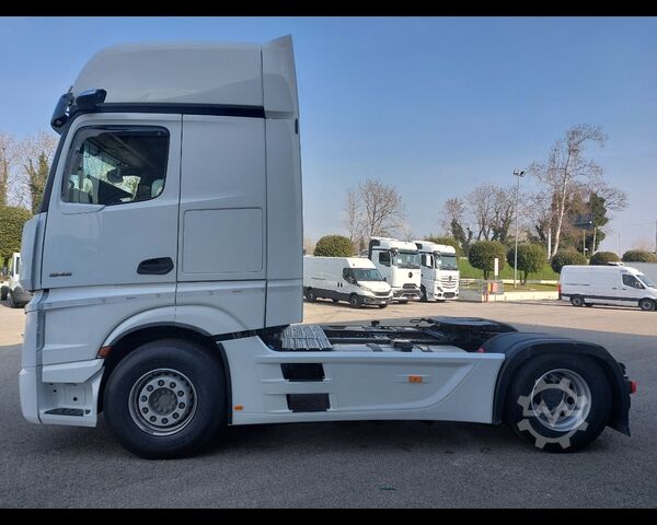 Trattore stradale standard MERCEDES-BENZ Actros L 18 4x2 - Actros L 1848 LS 4x2