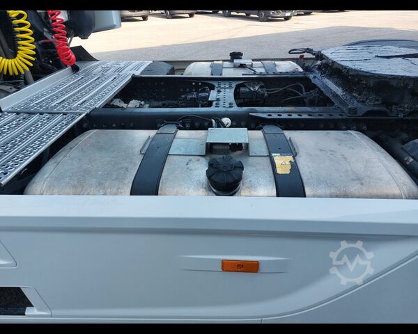 Trattore stradale standard MERCEDES-BENZ Actros L 18 4x2 - Actros L 1848 LS 4x2