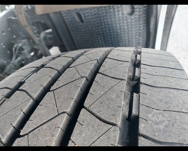 Trattore stradale standard MERCEDES-BENZ Actros L 18 4x2 - Actros L 1848 LS 4x2