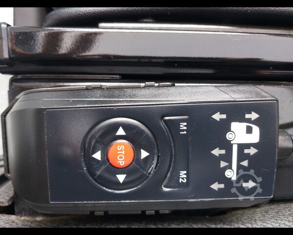 Trattore stradale standard MERCEDES-BENZ Actros L 18 4x2 - Actros L 1848 LS 4x2