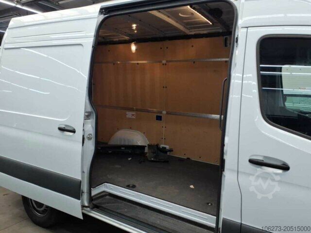 Yüksek tavanlı panelvan Mercedes-Benz Sprinter 317 CDI,L2H2,Automatik,Kamera,LED