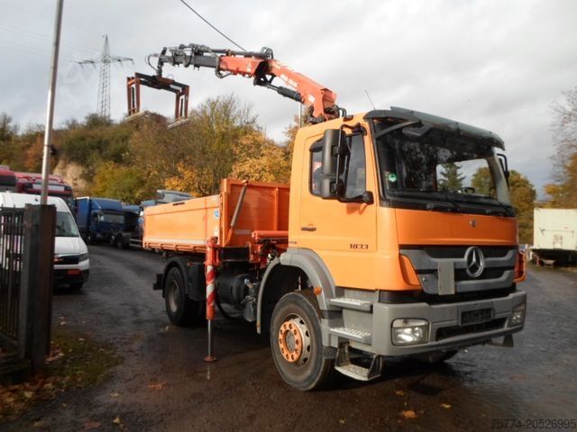 Kiepwagen MERCEDES-BENZ 1833 K/ Kran ATLAS/ 105000 KM