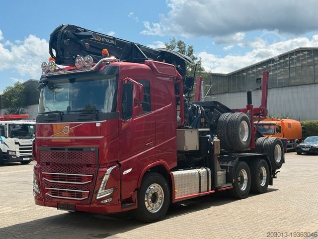 Holztransporter LKW VOLVO FH 540 6x4 Langholztransporter Kran + Anhänger