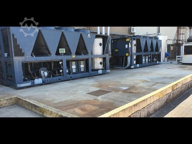 Gebruikte glasafvullijn voor cider, 32.000 flessen per uur Berchi 