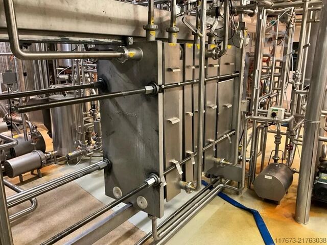 Gebruikt Tetra Pak UHT-systeem 5000 LPH ABB VTIS C-4