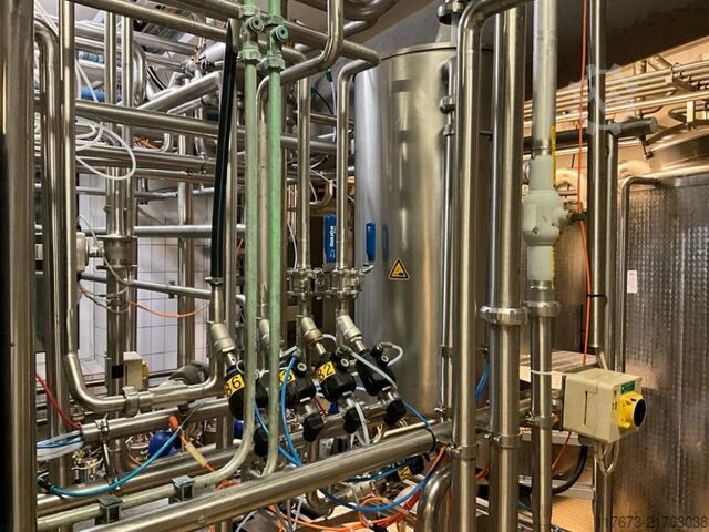 Gebruikt Tetra Pak UHT-systeem 5000 LPH ABB VTIS C-4