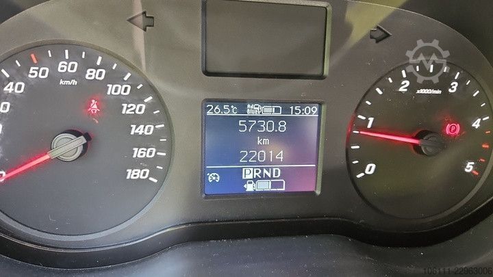 Komercijalno vozilo sa visokim krovom MERCEDES-BENZ Sprinter 319 CDI AWD KAL2H2/AHK3,5t/SORTIMO