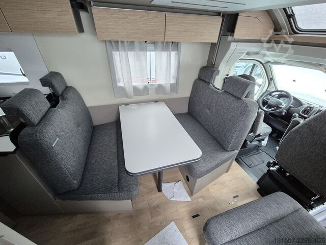 Półzintegrowany kamper BÜRSTNER Campeo TD 676 G