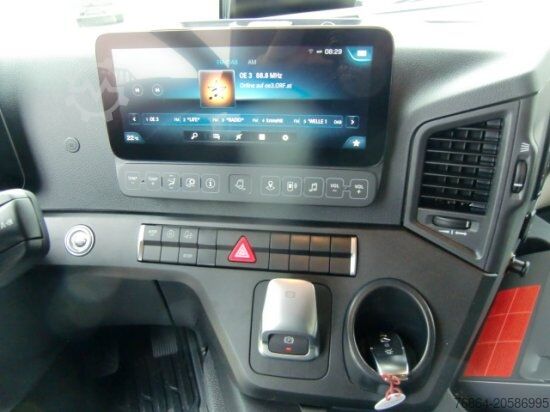 Tractor estándar MERCEDES-BENZ AROCS 1851 EURO6 AGROMOVER HOCHDACH