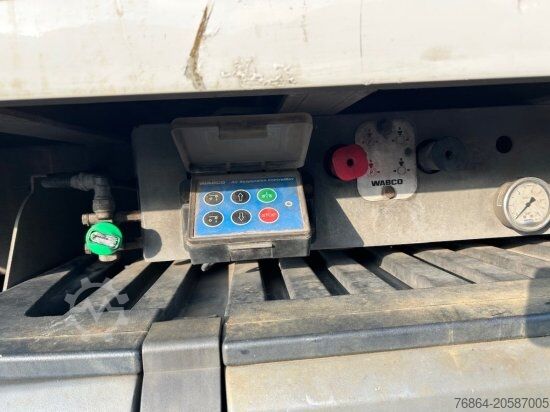 Semirremolque con piso móvil KNAPEN K100/KT01, 10 MM, LIFTACHSE, ROLLPLANE, FUNK