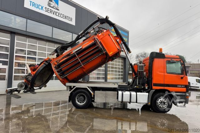 Φορτηγό δεξαμενή κενού MERCEDES-BENZ Actros 1831 4x2 Kaiser Saug- & Spülwagen