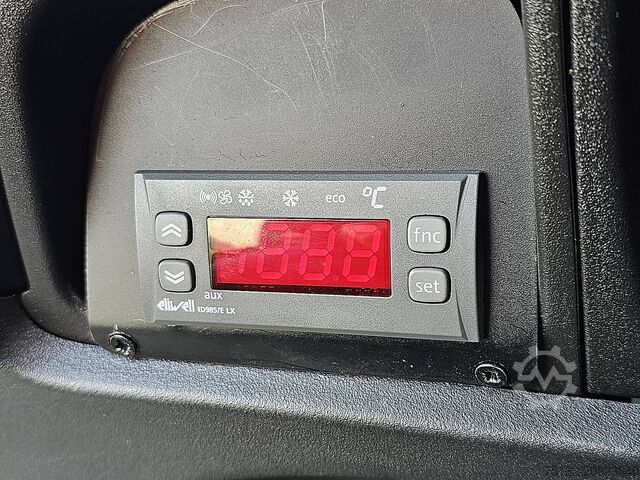 Trolejbus hladnjače IVECO DAILY 35S18 XL H3 FRIGO 3.0 ltr