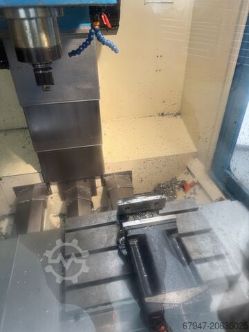 Függőleges megmunkáló központ Dugard Eagle 450 XP