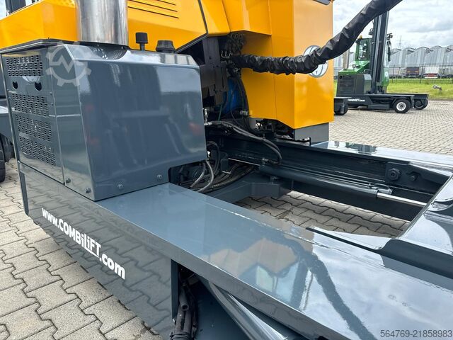 4-vejs gaffeltruck Combilift C3000/Triplex 5500 mm /Perfect condition