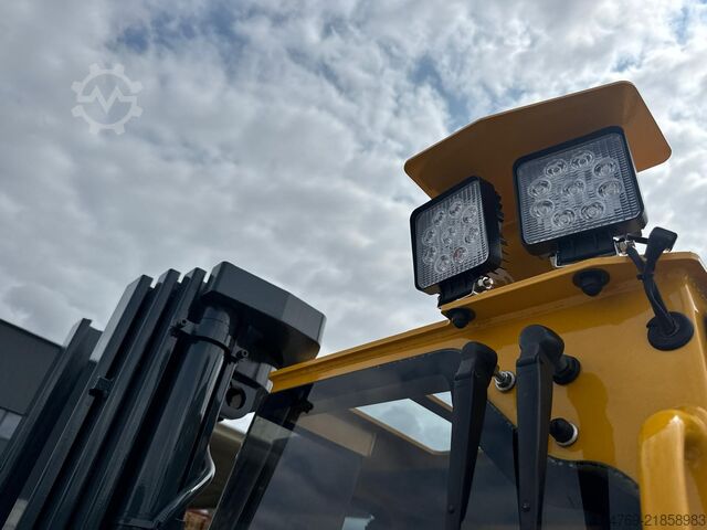 4-vejs gaffeltruck Combilift C3000/Triplex 5500 mm /Perfect condition