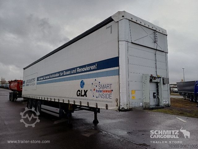 Semi-reboque aberto com lona Schmitz Cargobull Curtainsider Standard Getränke