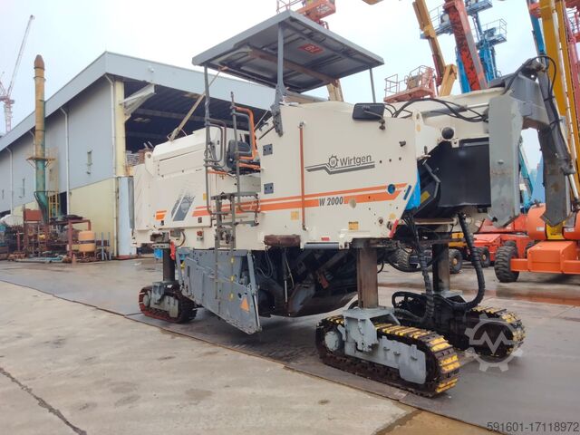 Frezarka do asfaltu Wirtgen W2000