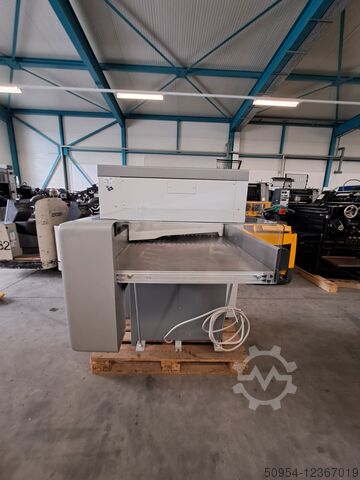Paper cutting machine Polar 66, BJ 2003