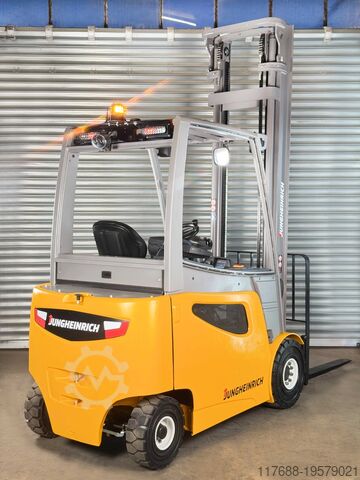 4 ruedas eléctricas Jungheinrich EFG 425k - Service Neu - Batterie 83% - 5m Hub - 2,5t