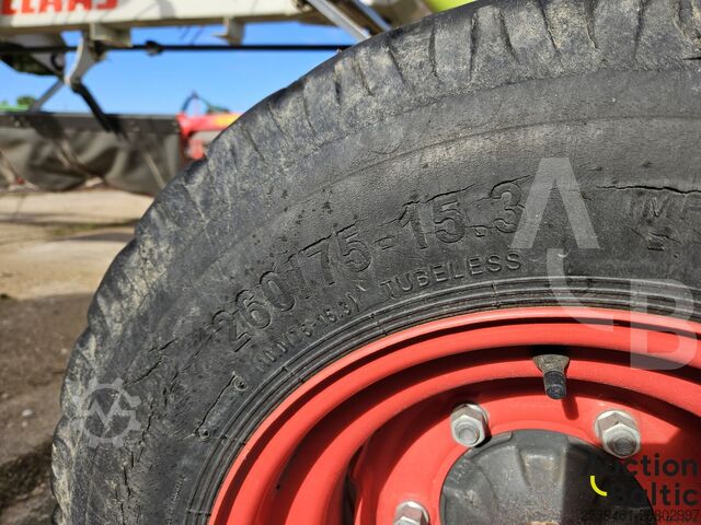 Round bale clamp Claas Liner 2600