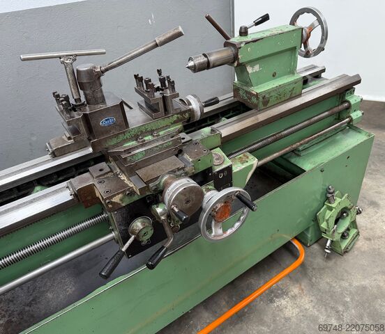 Tokarka mechaniczna Pinacho L1 225 x 1600mm