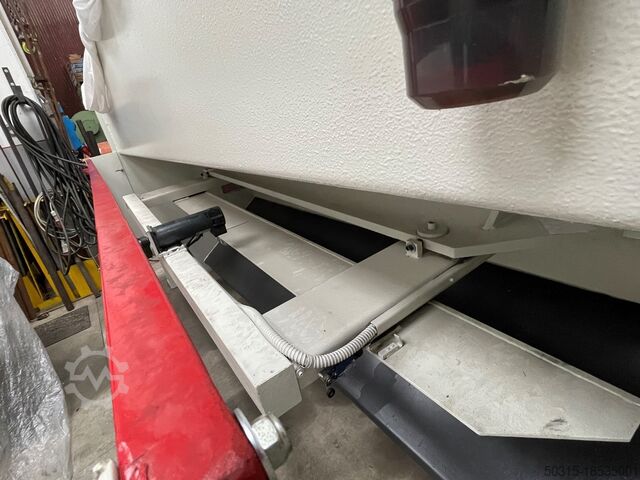 CMU HYDRAULISCHE SCHAAR 3000X6 CMU