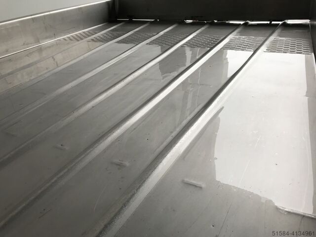 Vibratory conveyor FMC VF10