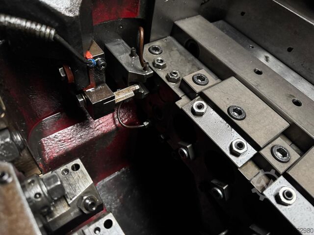 6 matrijzen - 6 excenterpersen Carlo Salvi 663/TR