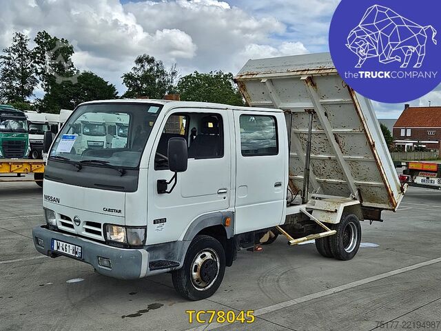 Volquete Nissan Cabstar 120cv dc benne